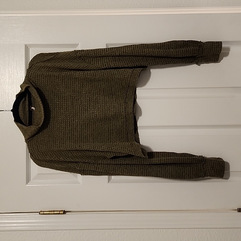 Free People Cropped Sweater size Large